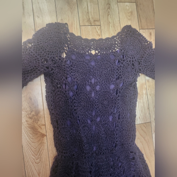 Crochet Gown - Picture 3 of 4
